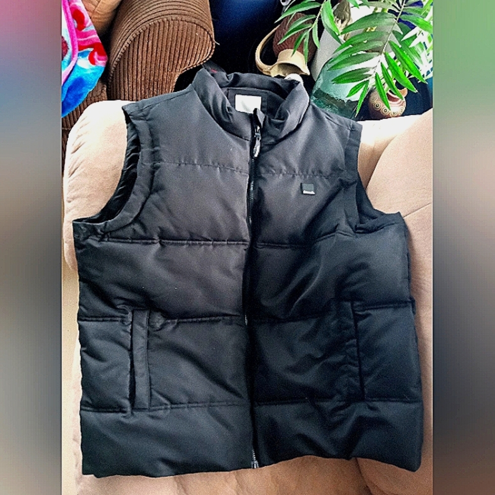 NEW Men's BENCH winter vest
